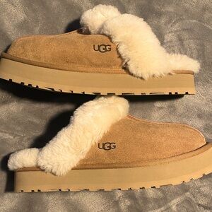 UGG Women's Tan Slippers with Plush Cream Lining